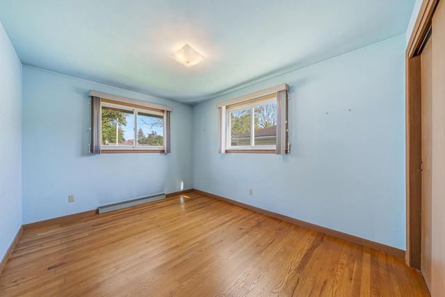 2721 N VIOLA STREET, Appleton, WI 54911