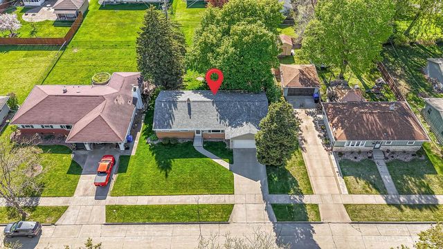 2721 N VIOLA STREET, Appleton, WI 54911
