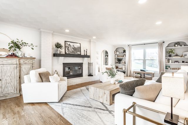 7 Greyhound Circle, Carmel, IN 46032