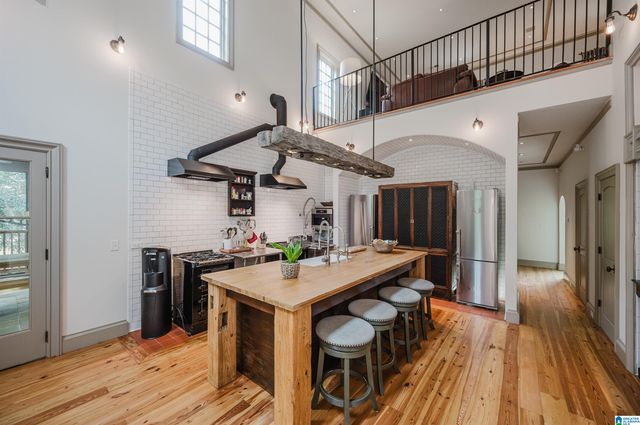 991 FERN STREET, Homewood, AL 35209