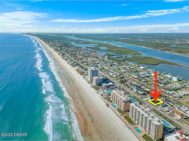 3826 S Atlantic Avenue, Daytona Beach, FL 32118