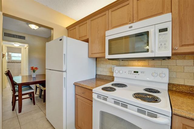 1300 N 12th Court 7b, Hollywood, FL 33019