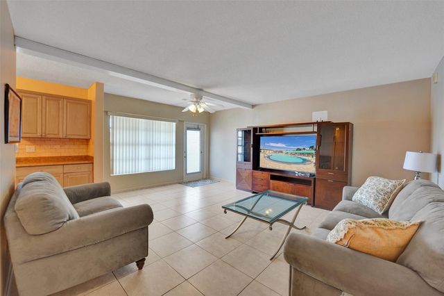 1300 N 12th Court 7b, Hollywood, FL 33019