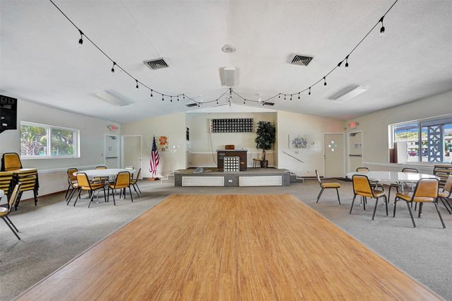 1300 N 12th Court 7b, Hollywood, FL 33019