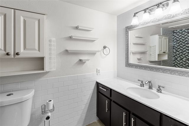 5916 Birchbrook Drive 129, Dallas, TX 75206