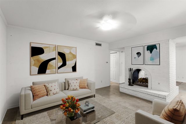 5916 Birchbrook Drive 129, Dallas, TX 75206