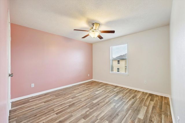 11718 Red Hummingbird Drive, Houston, TX 77047