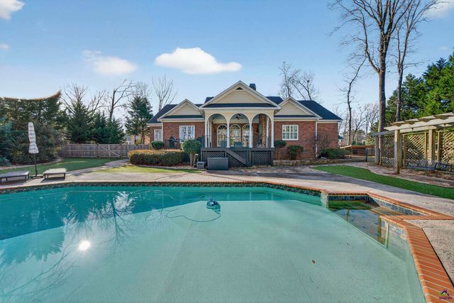 105 Bradford Drive, Macon, GA 31210