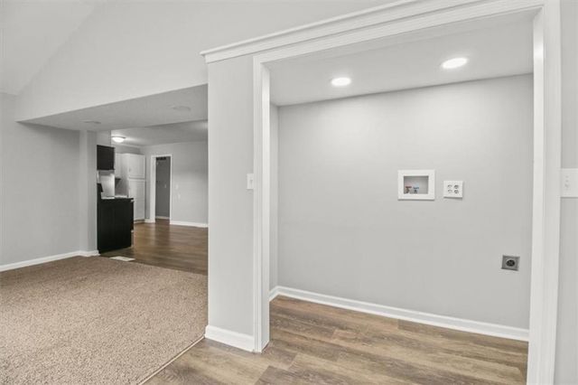 24307 S Rockhaven Road, Peculiar, MO 64078