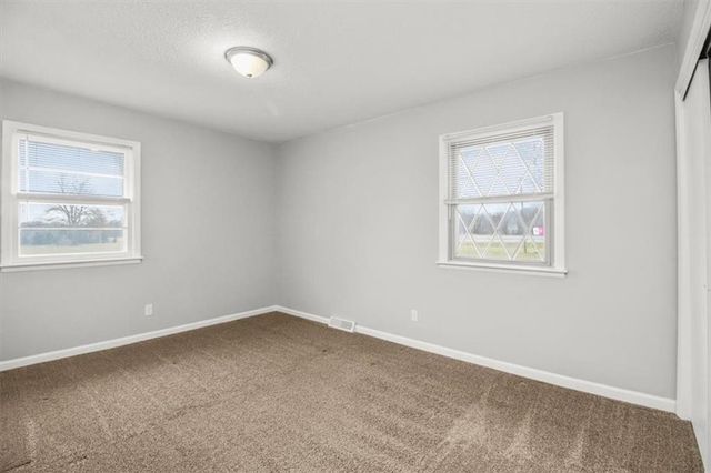 24307 S Rockhaven Road, Peculiar, MO 64078