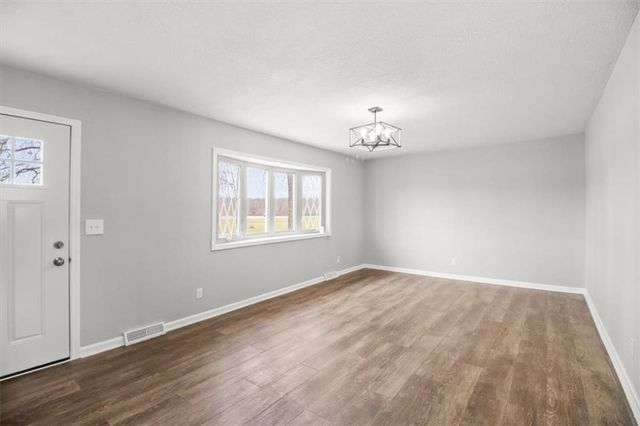 24307 S Rockhaven Road, Peculiar, MO 64078