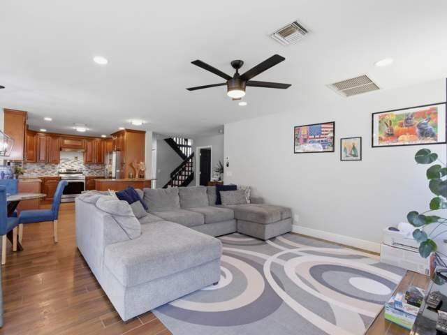 5528 Descartes Circle, Boynton Beach, FL 33472