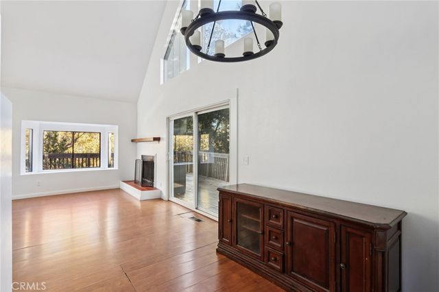 5866 Robin Oak Drive, Angelus Oaks, CA 92305