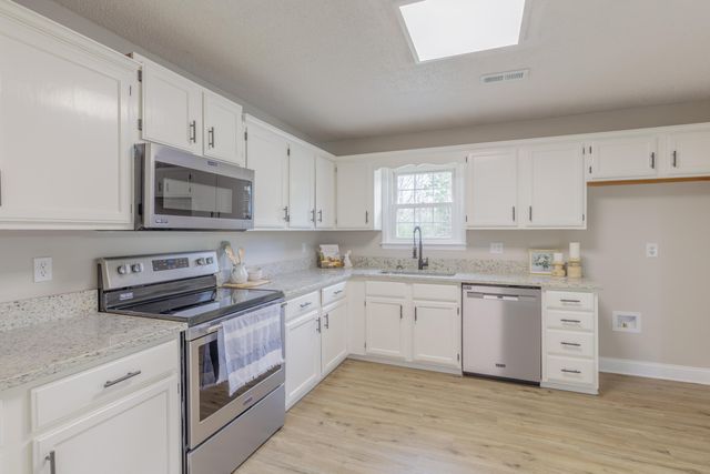 1306 Mcintire Road, Rock Spring, GA 30739