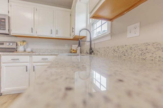 1306 Mcintire Road, Rock Spring, GA 30739