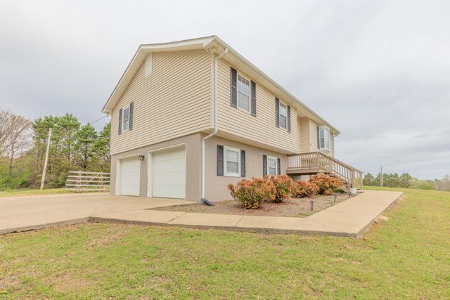 1306 Mcintire Road, Rock Spring, GA 30739