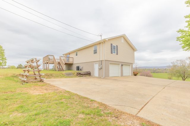 1306 Mcintire Road, Rock Spring, GA 30739