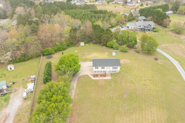 1306 Mcintire Road, Rock Spring, GA 30739