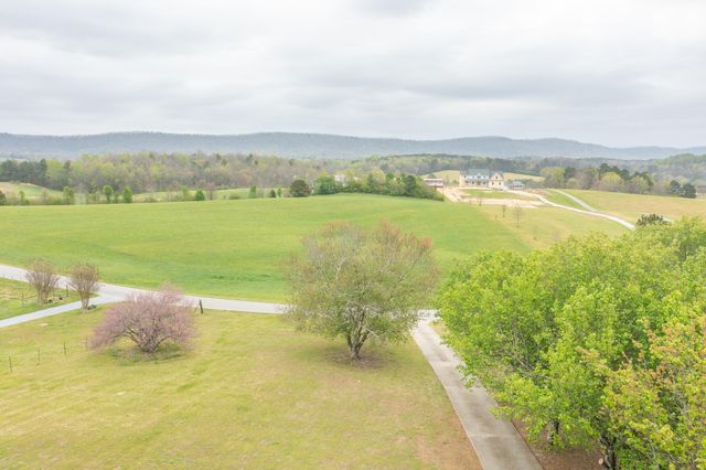 1306 Mcintire Road, Rock Spring, GA 30739