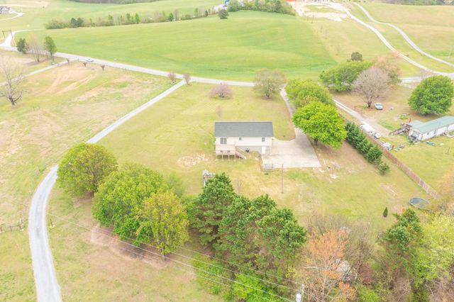 1306 Mcintire Road, Rock Spring, GA 30739