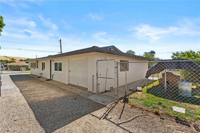 32744 Texas, Yucaipa, CA 92399