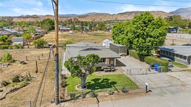 32744 Texas, Yucaipa, CA 92399