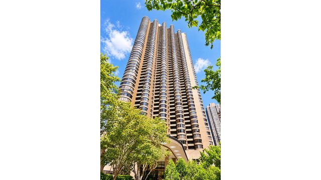 330 E 38th St Apt 9P, New York City, NY 10016