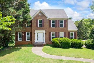 2196 Kildare NW Way, Kennesaw, GA 30152