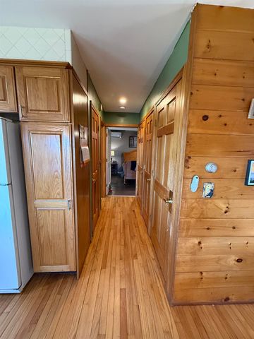 216 Ghastly Job Way, Wilmington, VT 05363