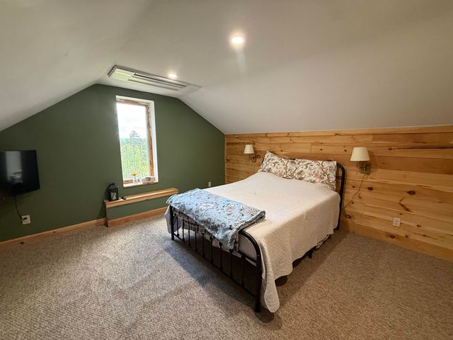 216 Ghastly Job Way, Wilmington, VT 05363