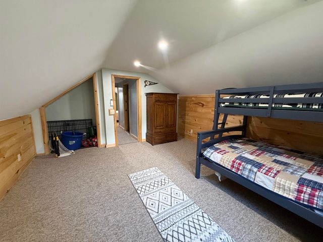 216 Ghastly Job Way, Wilmington, VT 05363