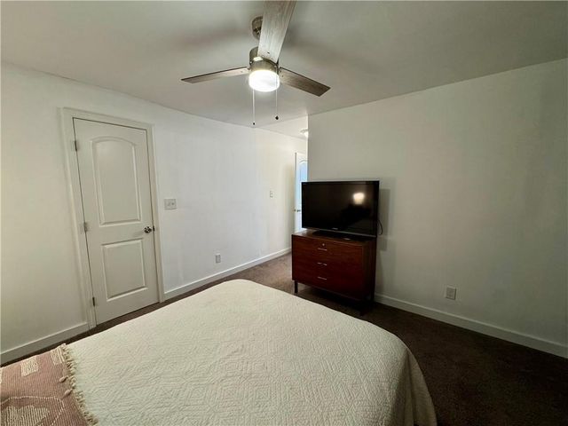 1909 Lisbon Drive SW, Atlanta, GA 30310