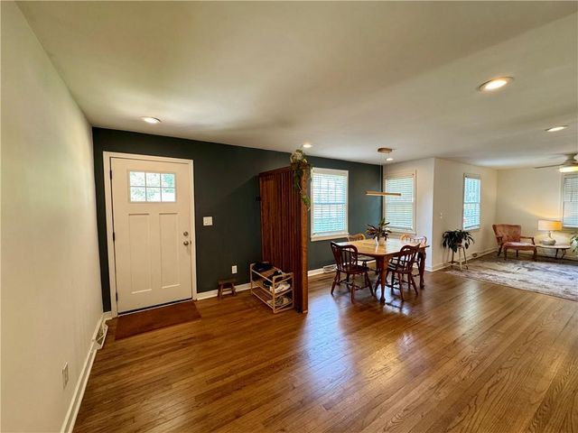 1909 Lisbon Drive SW, Atlanta, GA 30310