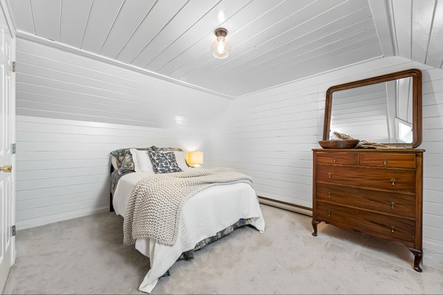 2 Sanborn Road, Hampton Falls, NH 03844