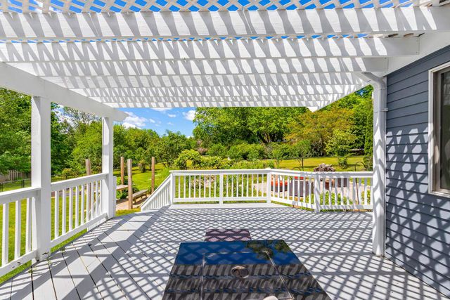 2 Sanborn Road, Hampton Falls, NH 03844