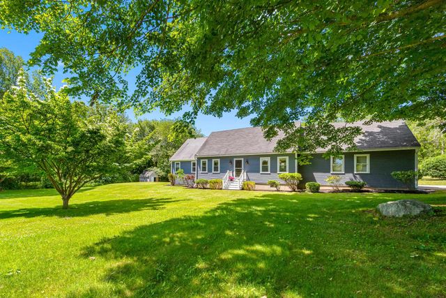 2 Sanborn Road, Hampton Falls, NH 03844