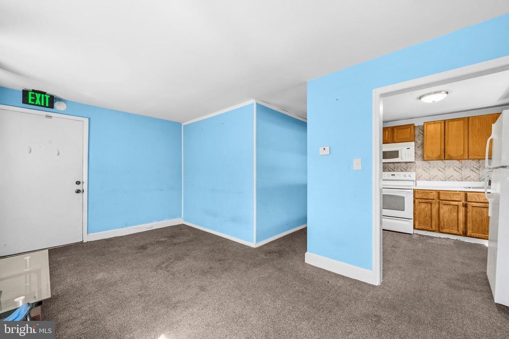 Image 18 of property listing at 201 MAIN ST, Laurel, MD 20707