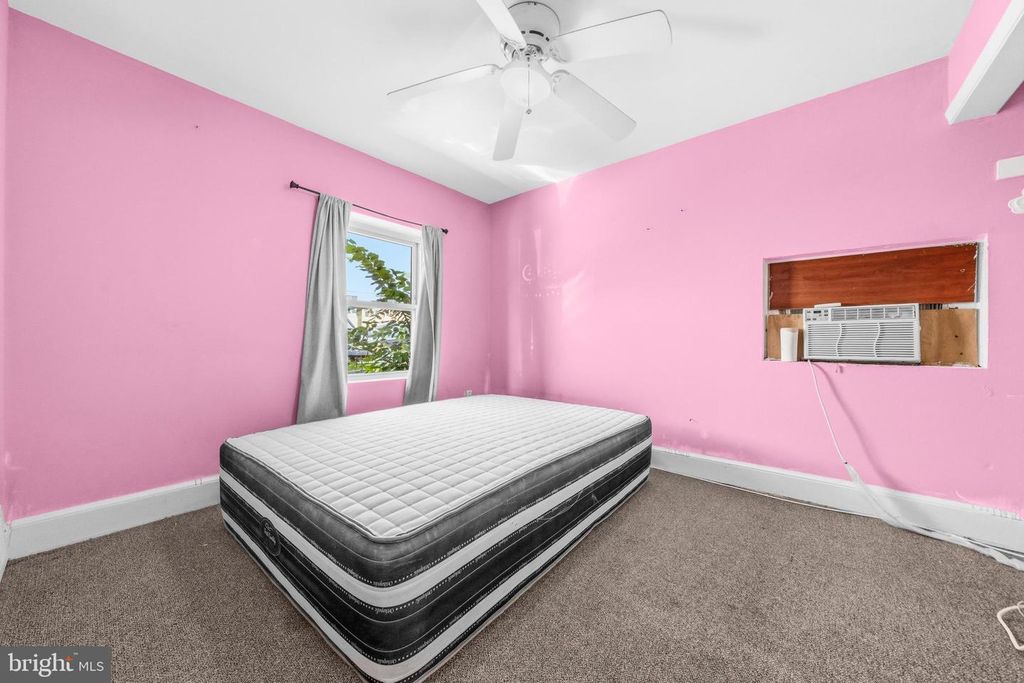 Image 21 of property listing at 201 MAIN ST, Laurel, MD 20707