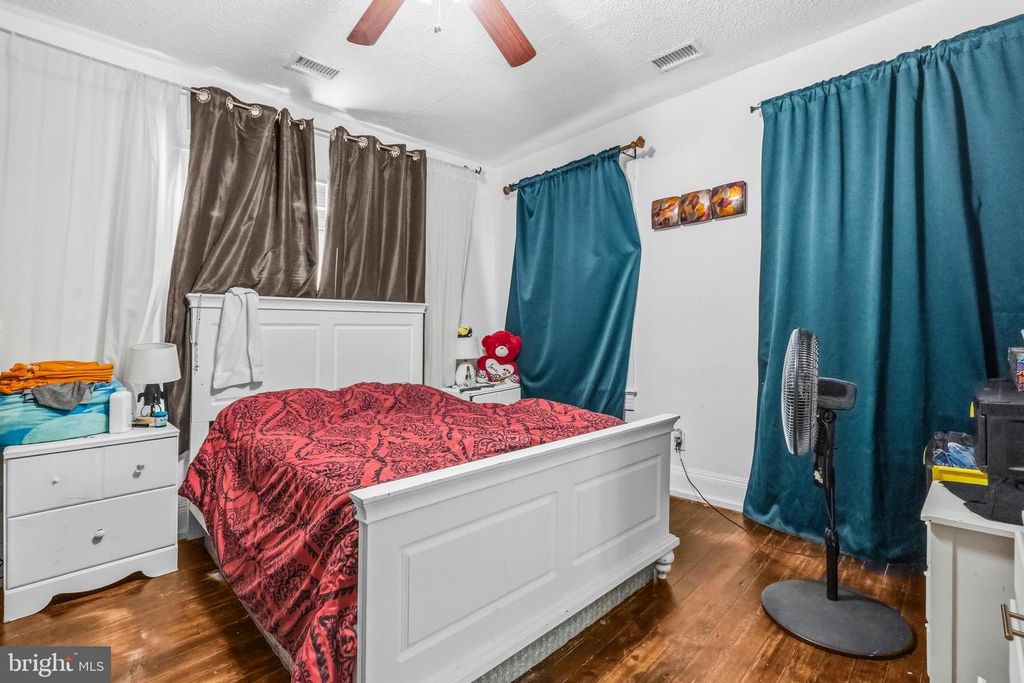 Image 24 of property listing at 201 MAIN ST, Laurel, MD 20707