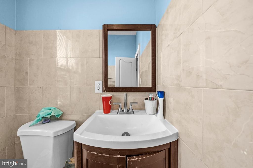 Image 25 of property listing at 201 MAIN ST, Laurel, MD 20707