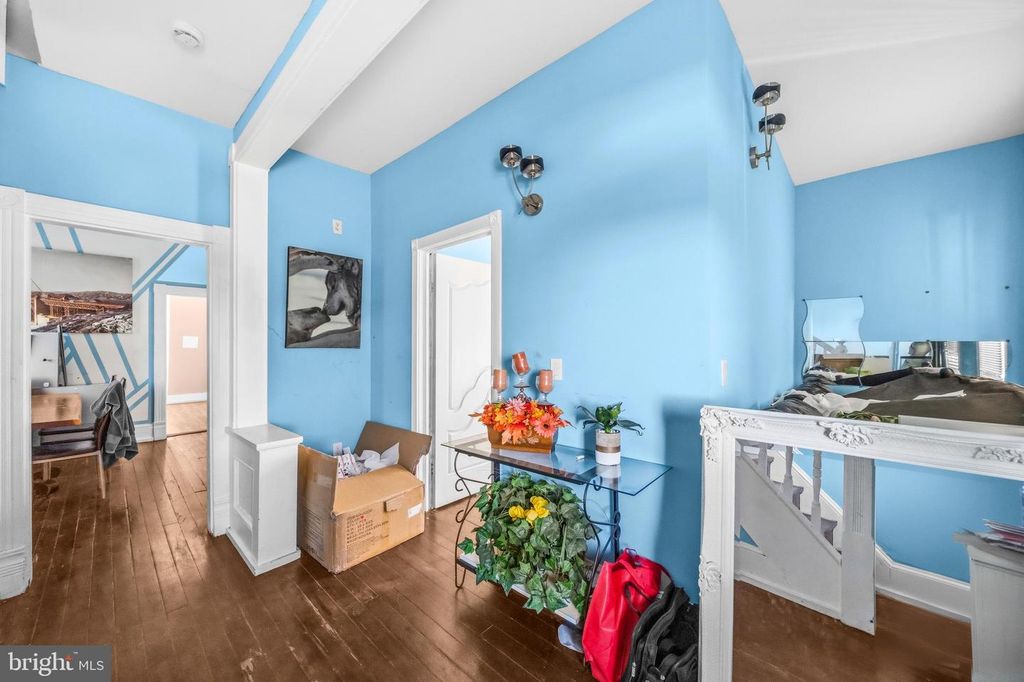 Image 6 of property listing at 201 MAIN ST, Laurel, MD 20707