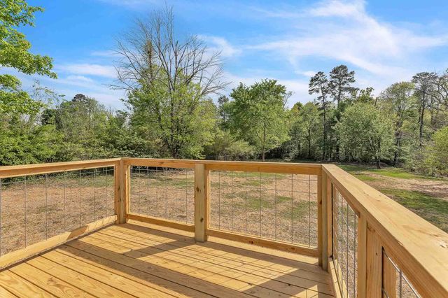 320 Old Fort Road, Old Fort, TN 37362