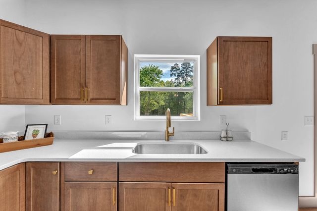 320 Old Fort Road, Old Fort, TN 37362