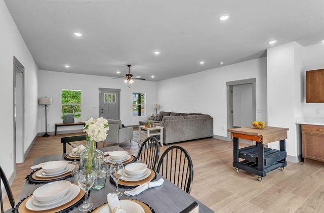 320 Old Fort Road, Old Fort, TN 37362
