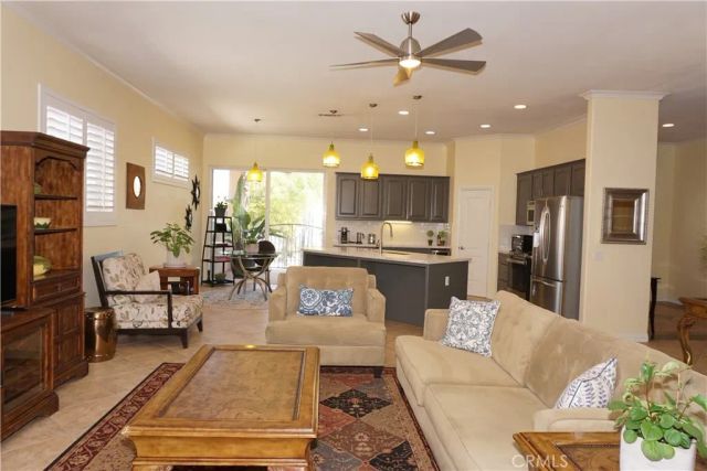22142 Hoofbeat, Canyon Lake, CA 92587