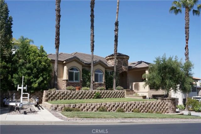 22142 Hoofbeat, Canyon Lake, CA 92587