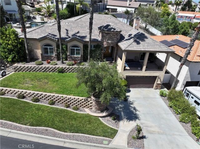 22142 Hoofbeat, Canyon Lake, CA 92587