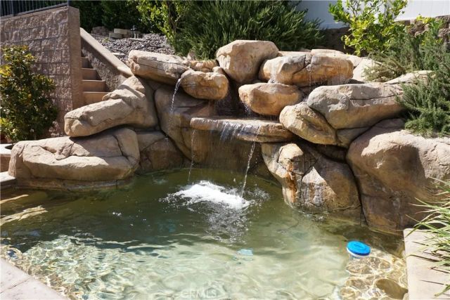 22142 Hoofbeat, Canyon Lake, CA 92587
