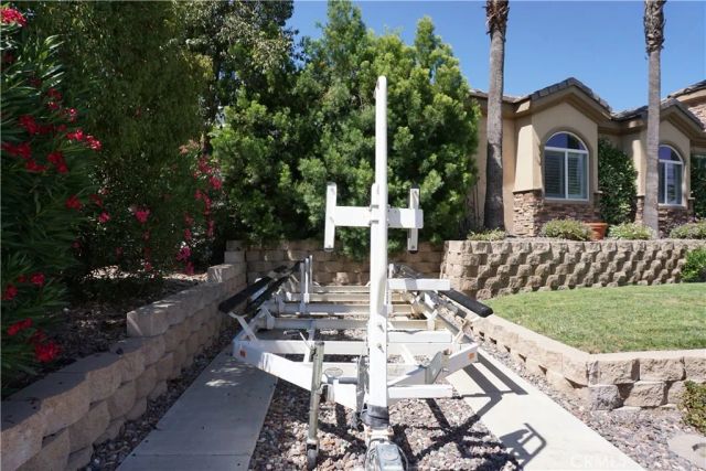 22142 Hoofbeat, Canyon Lake, CA 92587