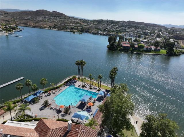 22142 Hoofbeat, Canyon Lake, CA 92587